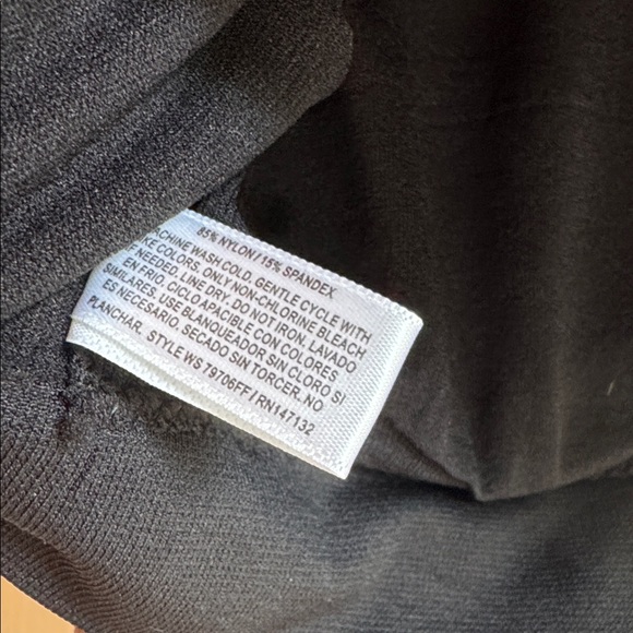 NWT SET OF THREE FITWELL WIRELESS COMFORT BRAS - Picture 6 of 6